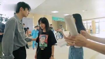 爱思考的吃瓜娱乐人  第1张