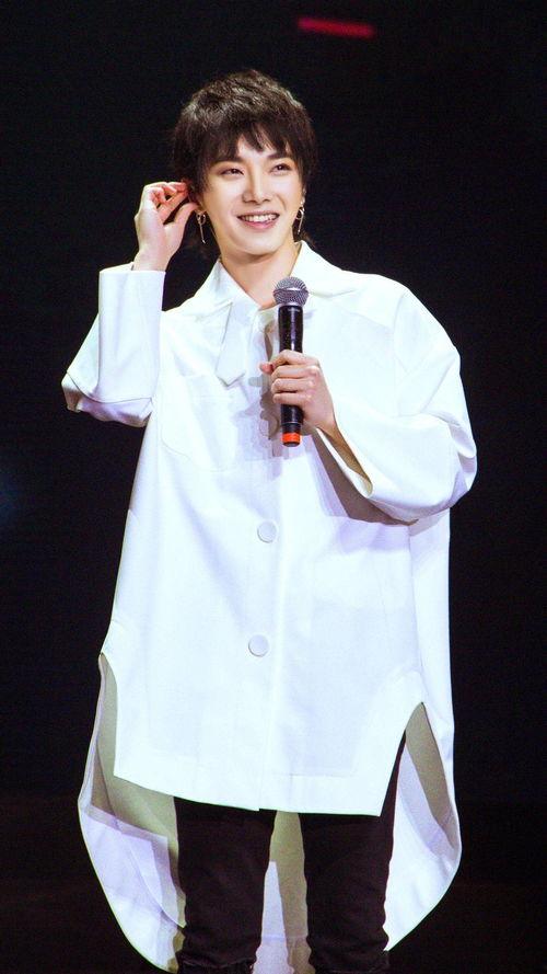 华晨宇新闻最新爆料,神秘事件引发热议，粉丝期待揭秘  第3张